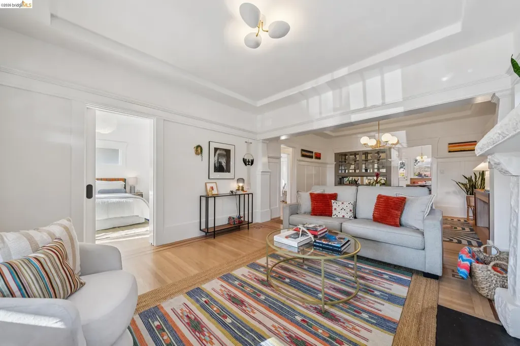 390 50th Street Oakland CA 94609