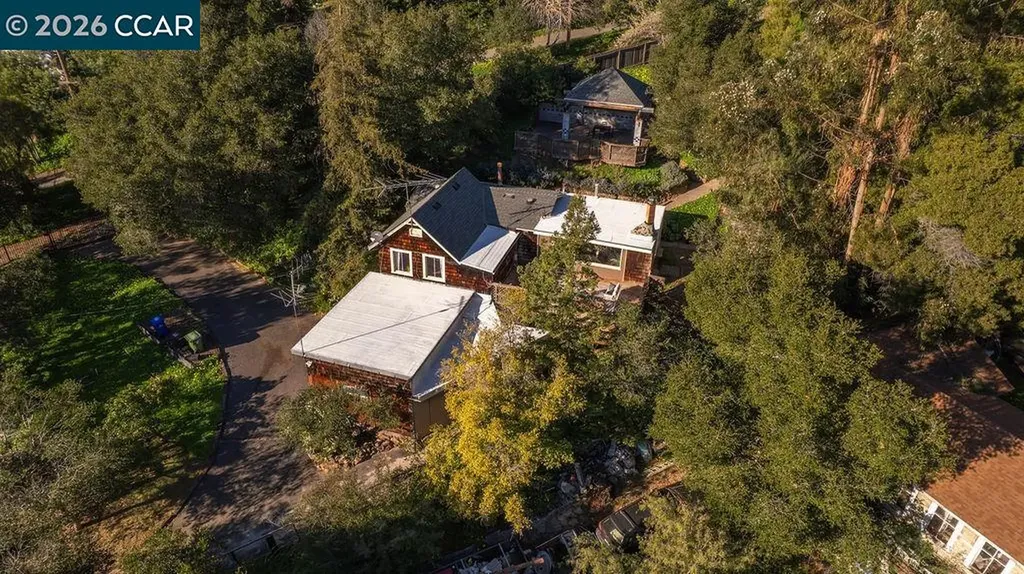 7308 Altura Place Oakland CA 94605