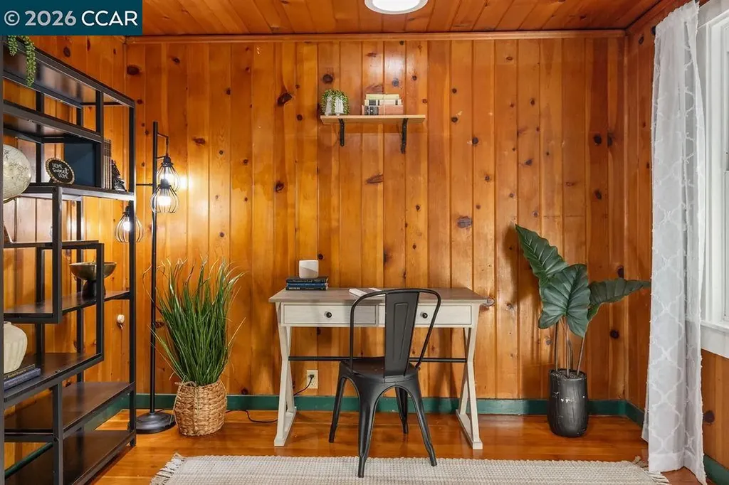 7308 Altura Place Oakland CA 94605