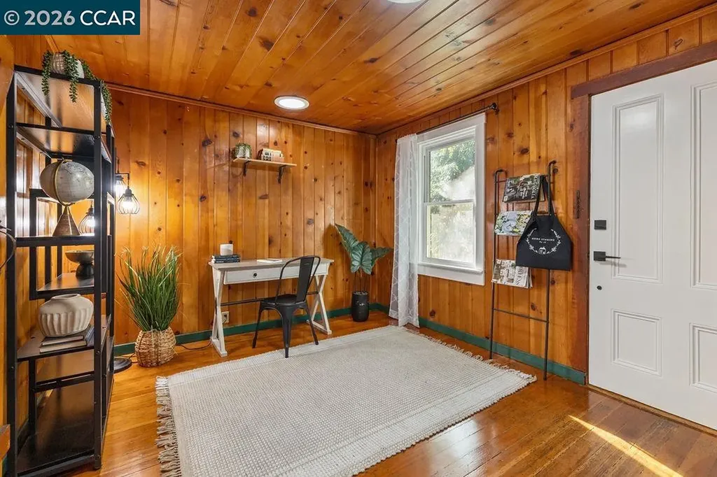 7308 Altura Place Oakland CA 94605