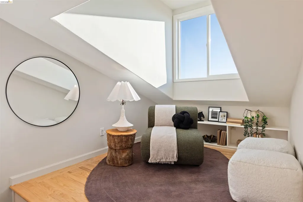 6189 Contra Costa Road Oakland CA 94618