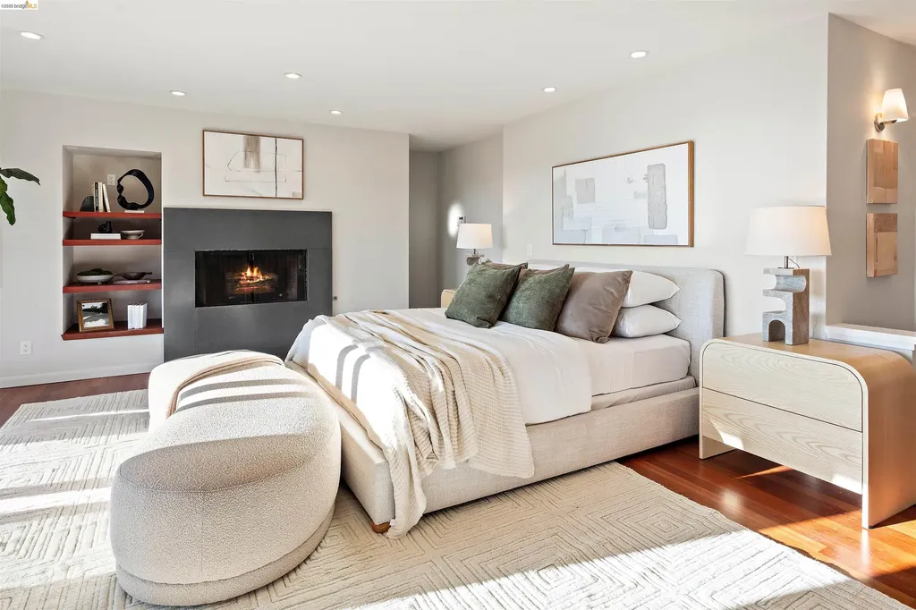 6189 Contra Costa Road Oakland CA 94618