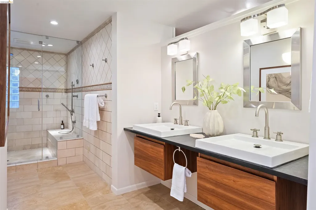 6189 Contra Costa Road Oakland CA 94618