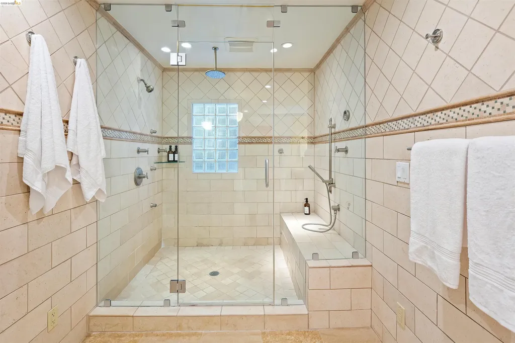 6189 Contra Costa Road Oakland CA 94618