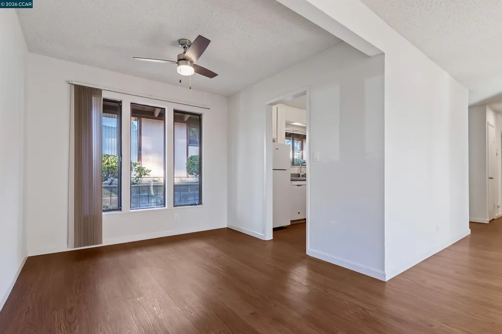 238-240 Camelback Road Pleasant Hill CA 94523