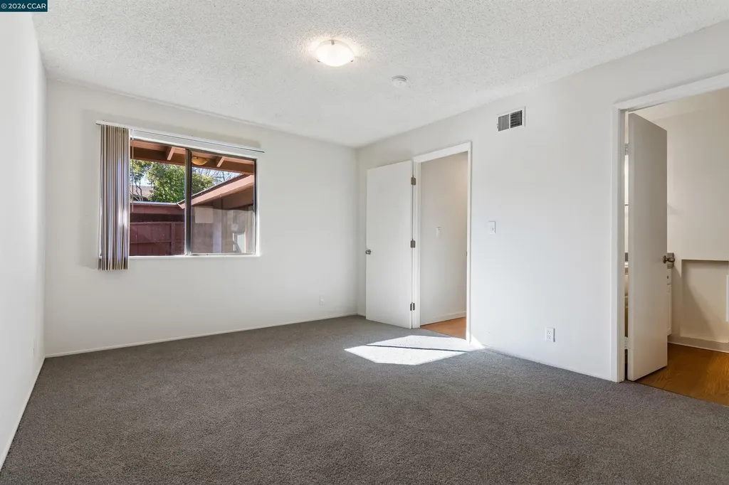 238-240 Camelback Road Pleasant Hill CA 94523