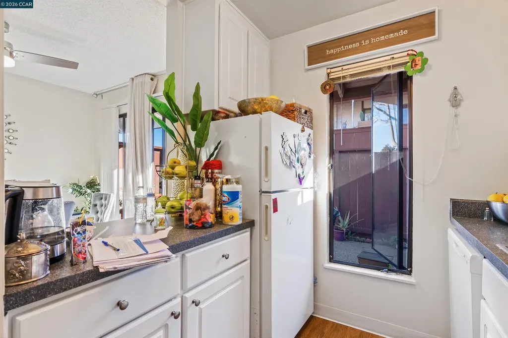 238-240 Camelback Road Pleasant Hill CA 94523