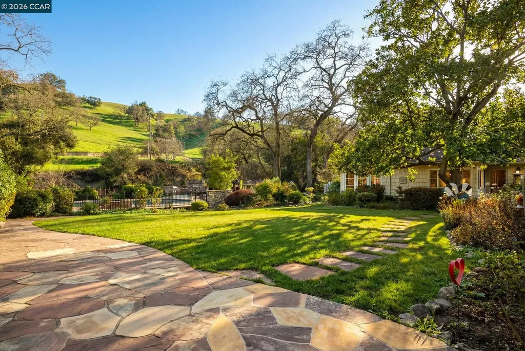 1720 Alameda Diablo Diablo CA 94528