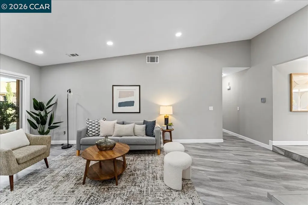 106 Oakmeade Court Vacaville CA 95687