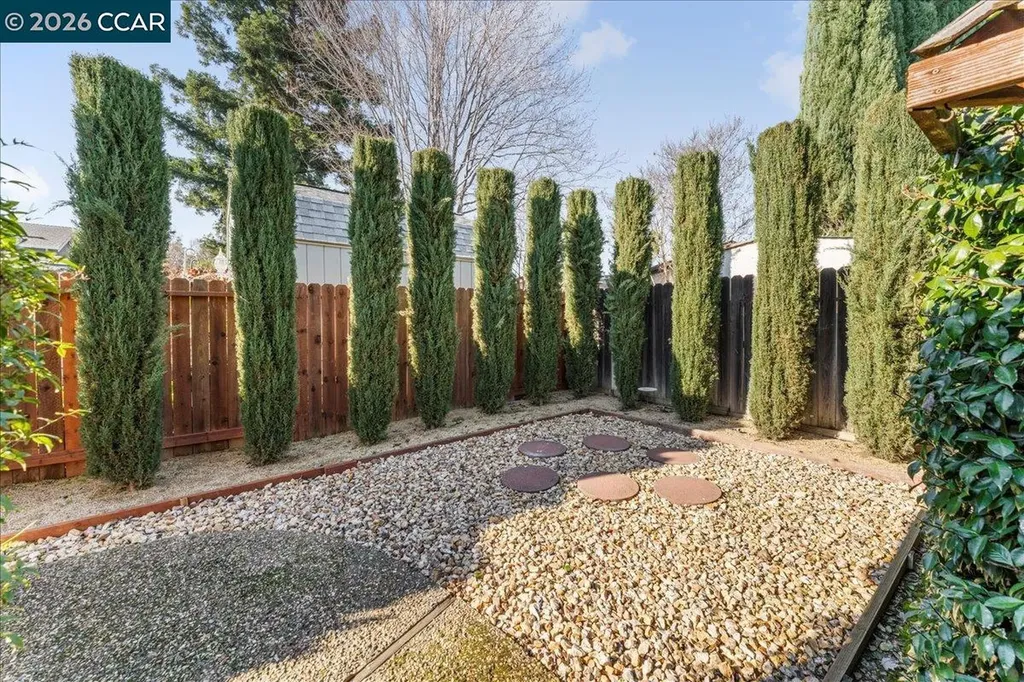 106 Oakmeade Court Vacaville CA 95687