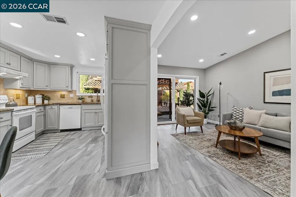 106 Oakmeade Court Vacaville CA 95687