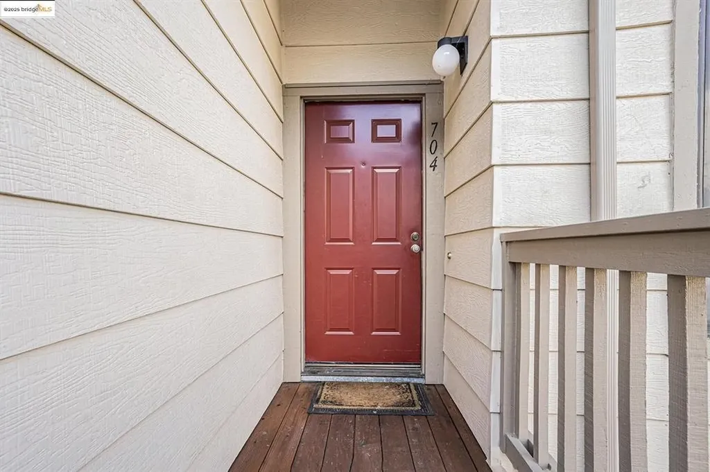 704 Windsor Hercules CA 94547