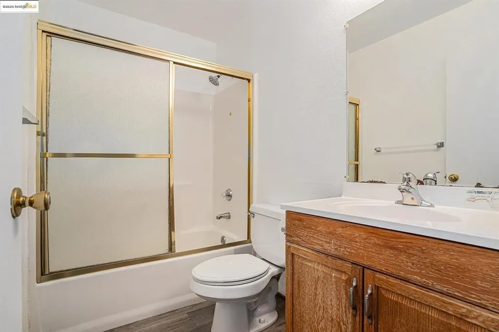 704 Windsor Hercules CA 94547