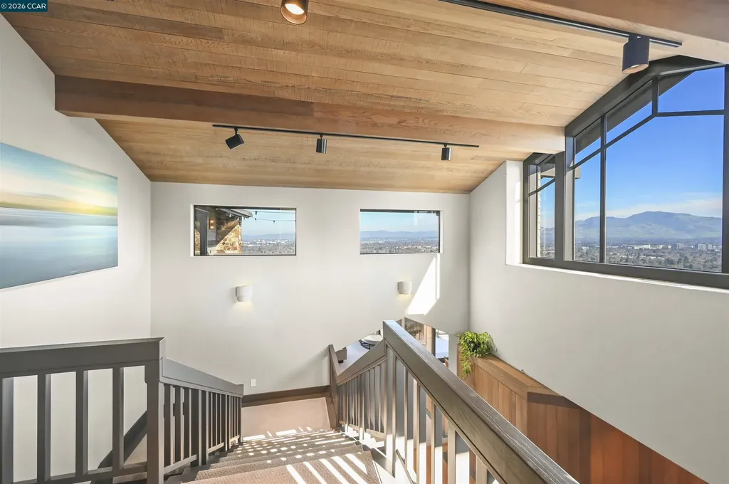 3284 Surmont Drive Lafayette CA 94549