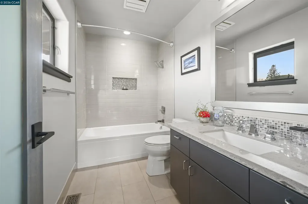 3284 Surmont Drive Lafayette CA 94549