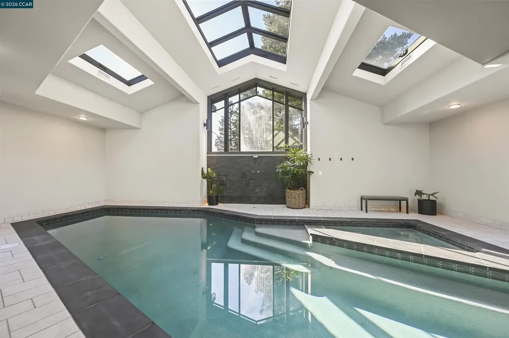 3284 Surmont Drive Lafayette CA 94549