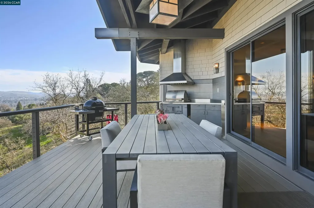 3284 Surmont Drive Lafayette CA 94549