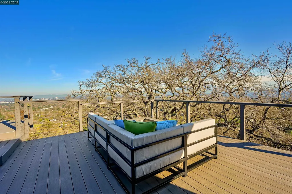 3284 Surmont Drive Lafayette CA 94549