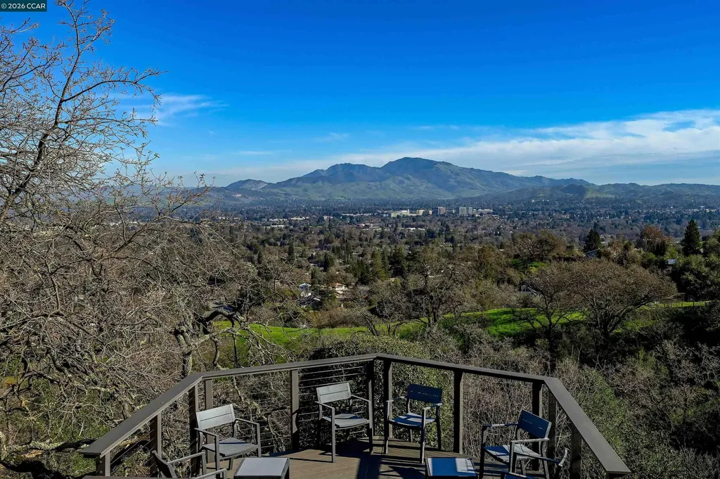 3284 Surmont Drive Lafayette CA 94549