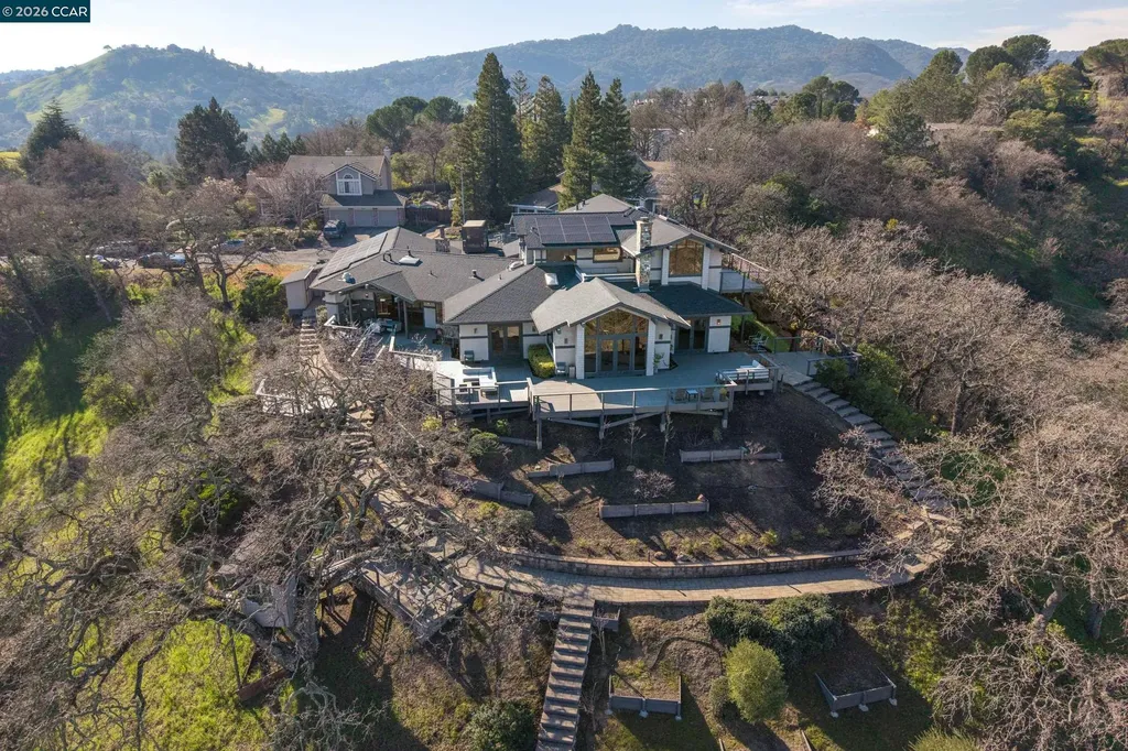 3284 Surmont Drive Lafayette CA 94549