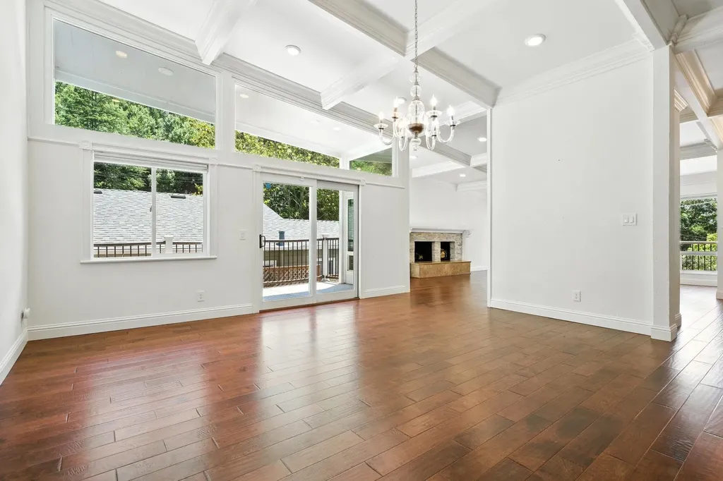 18 Conrad Court Oakland CA 94611
