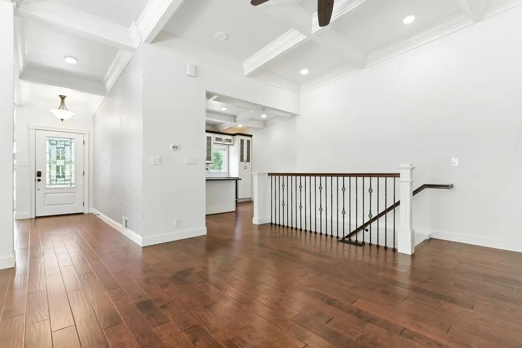 18 Conrad Court Oakland CA 94611