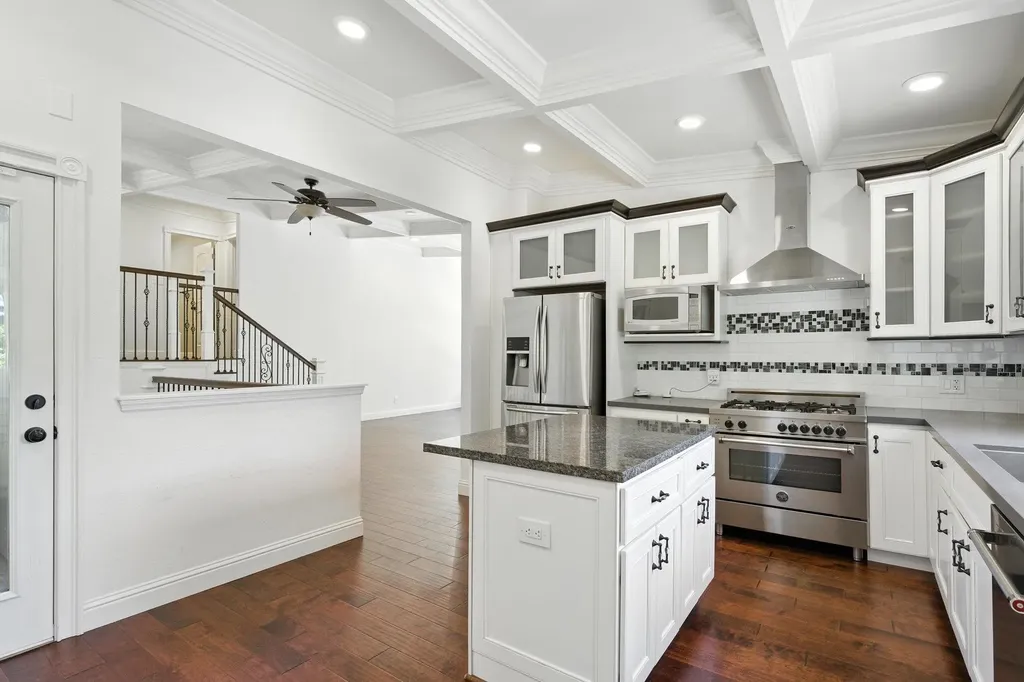 18 Conrad Court Oakland CA 94611