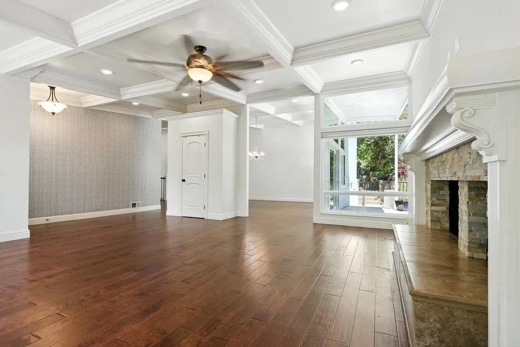 18 Conrad Court Oakland CA 94611