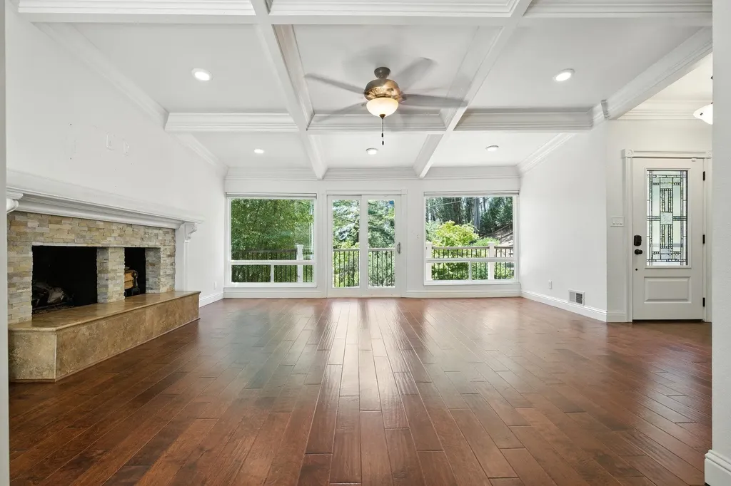 18 Conrad Court Oakland CA 94611