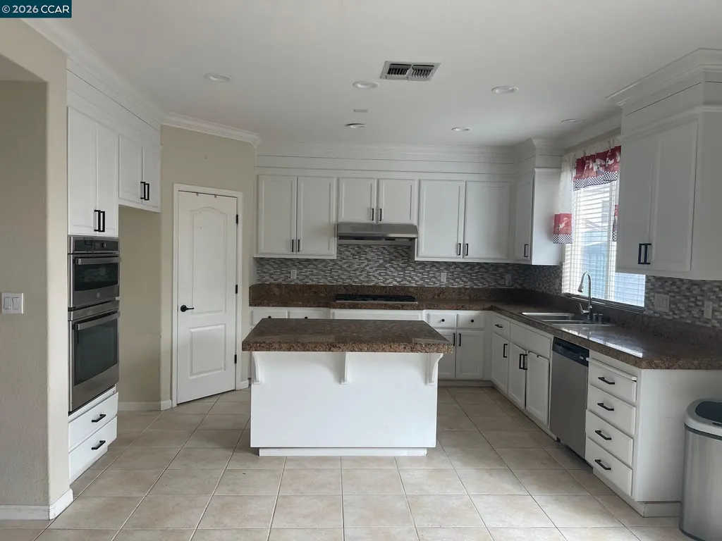 2096 Goldpine Way Antioch CA 94509