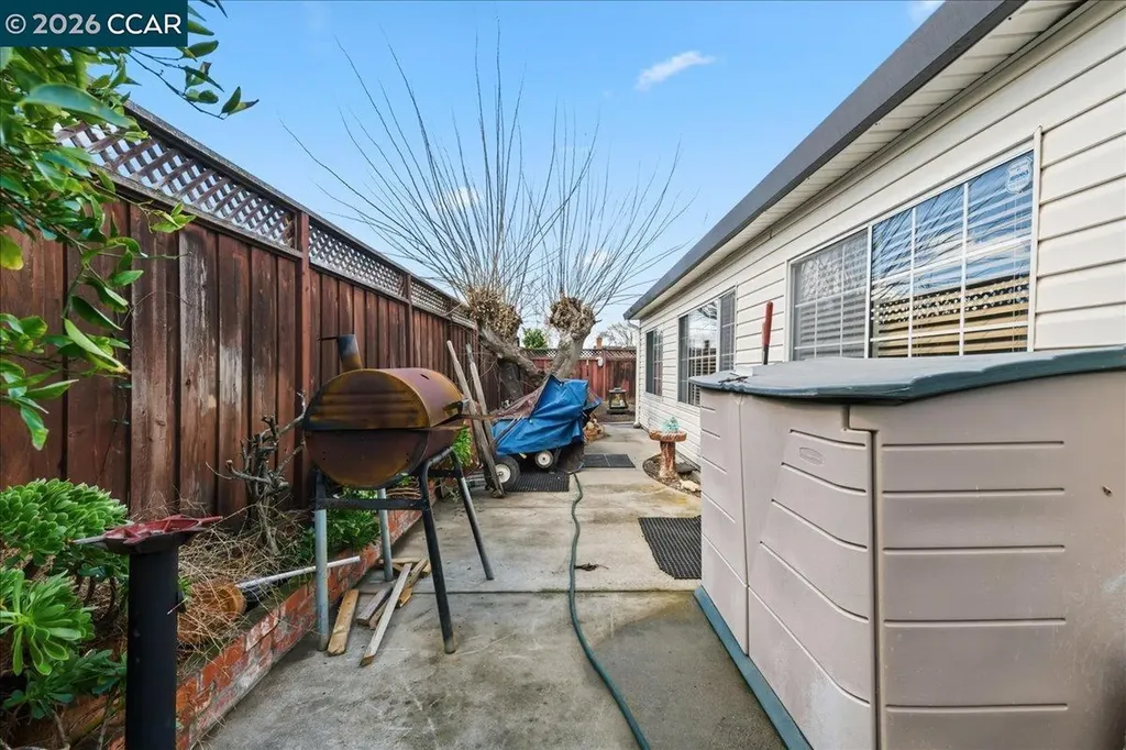 5833 Singing Hills Avenue Livermore CA 94551