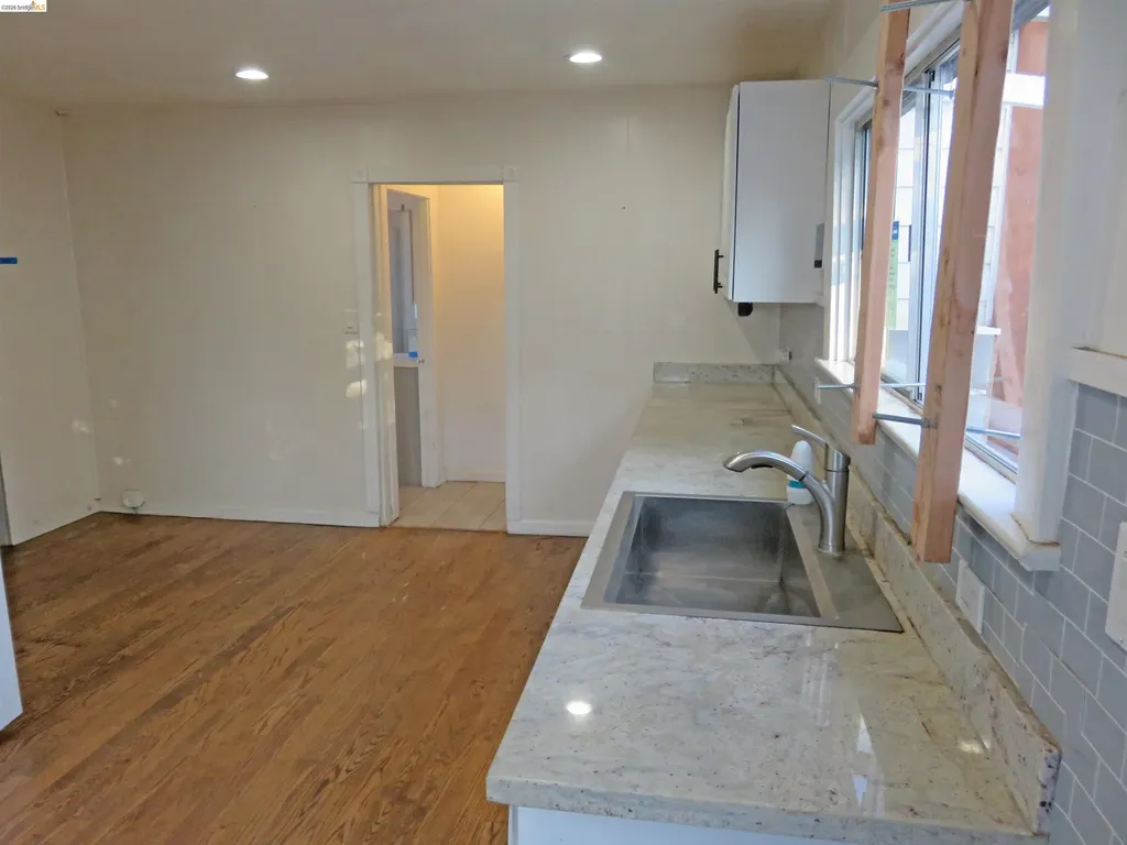 1731 San Pablo Avenue Pinole CA 94564