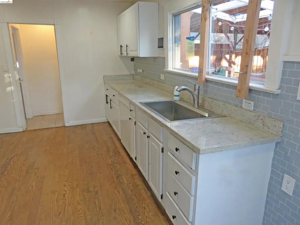 1731 San Pablo Avenue Pinole CA 94564