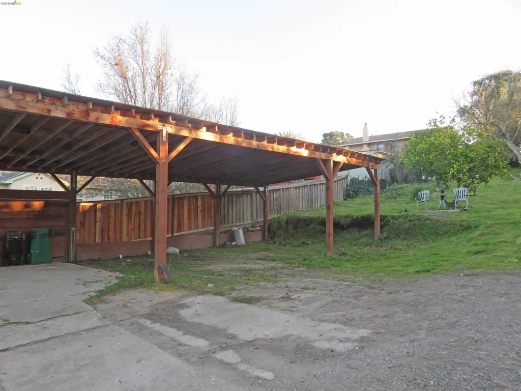 1731 San Pablo Avenue Pinole CA 94564