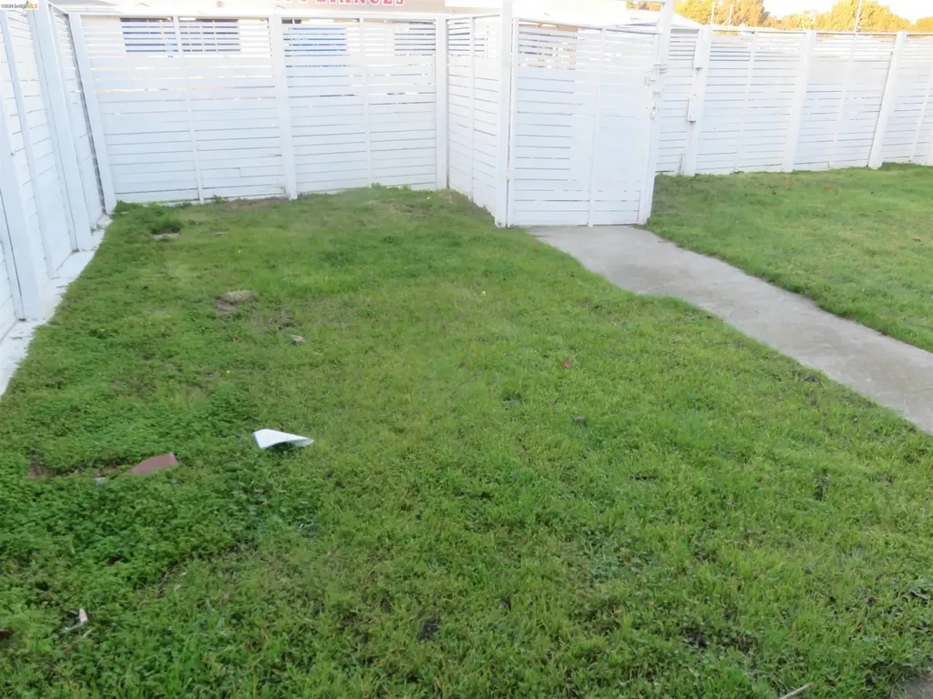 1731 San Pablo Avenue Pinole CA 94564