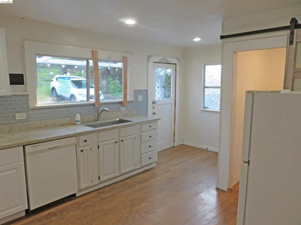 1731 San Pablo Avenue Pinole CA 94564