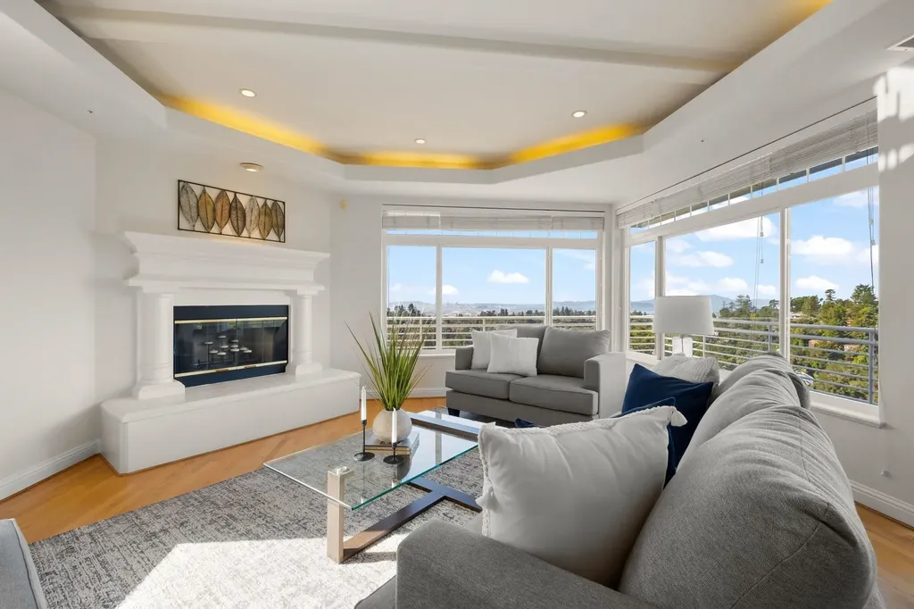 6070 Mazuela Drive Oakland CA 94611