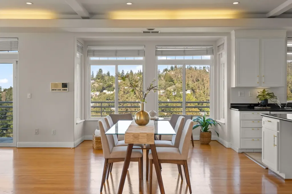 6070 Mazuela Drive Oakland CA 94611