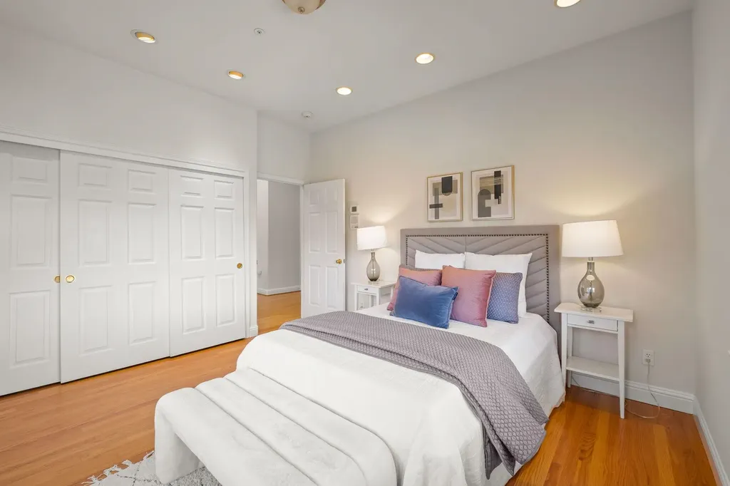 6070 Mazuela Drive Oakland CA 94611