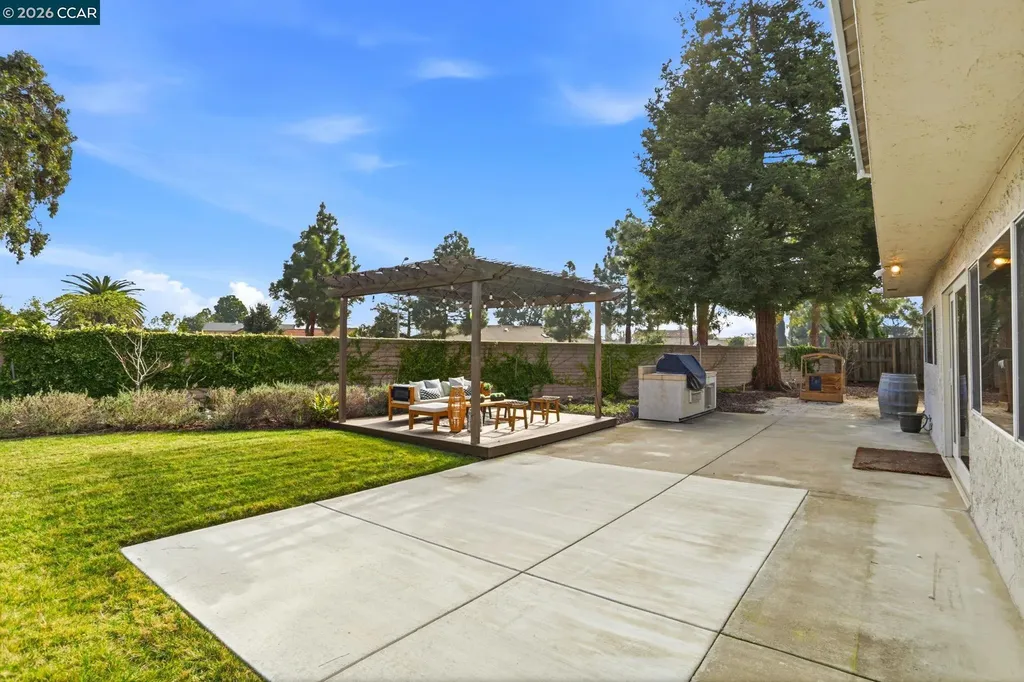 8106 Pebble Beach Avenue Newark CA 94560