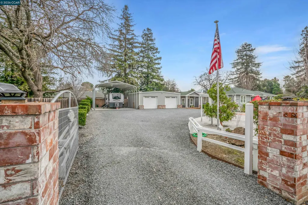 1579 Farm Bureau Road Concord CA 94519