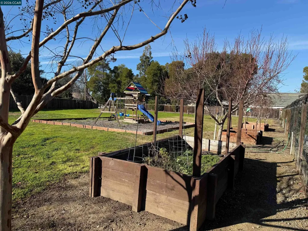 1579 Farm Bureau Road Concord CA 94519