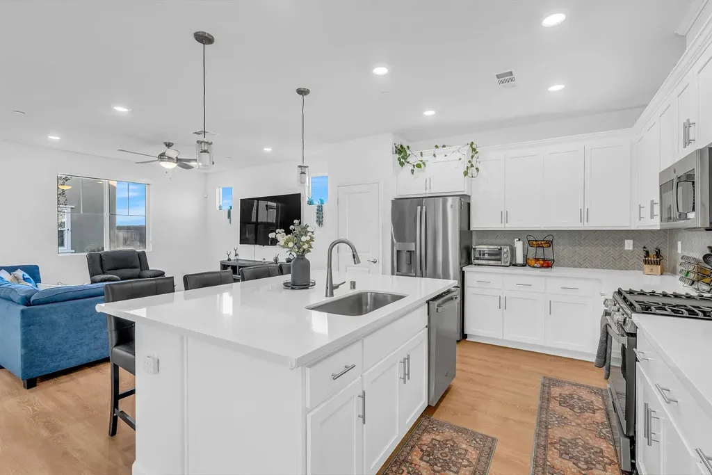 9 Cedar Court Pittsburg CA 94565