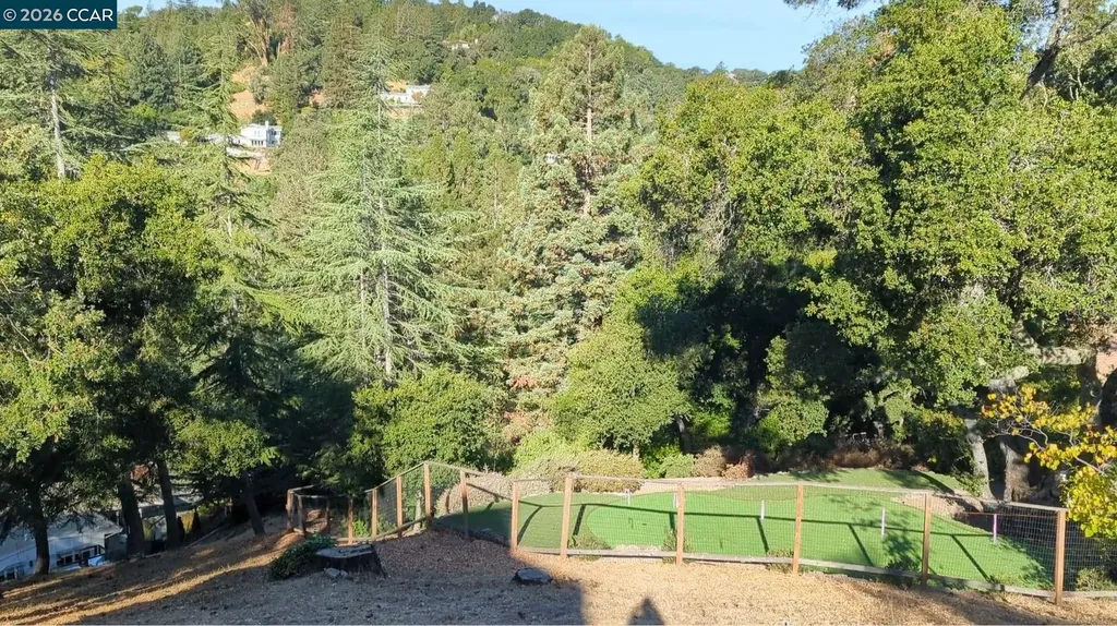 13 St. James Court Orinda CA 94563