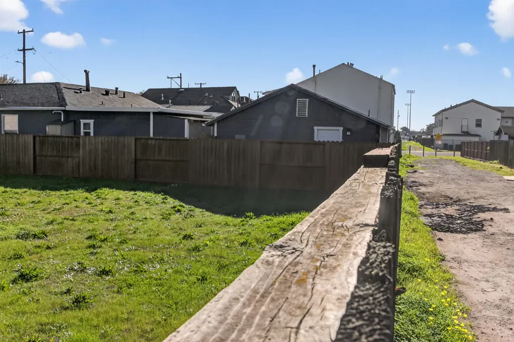 249 13th Street Richmond CA 94804