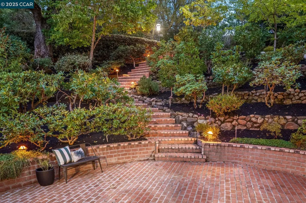 4500 Canyon Road Lafayette CA 94549