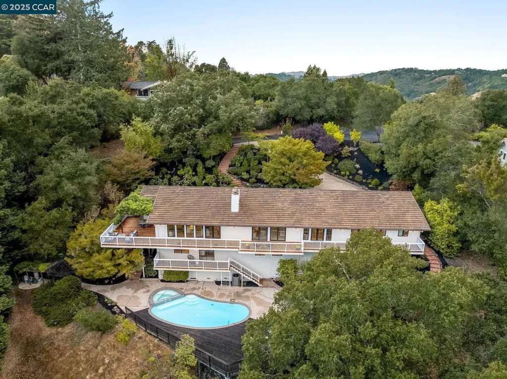 4500 Canyon Road Lafayette CA 94549