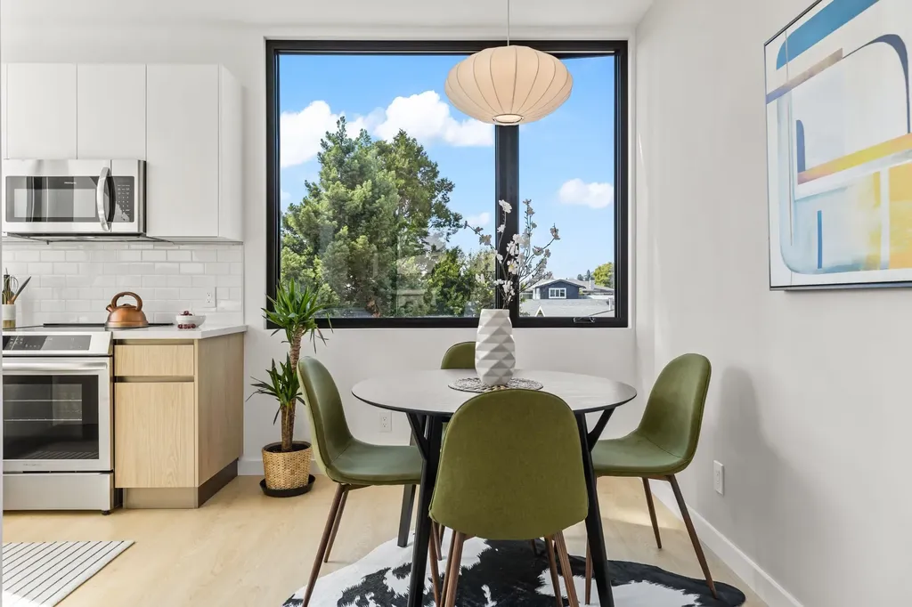 1235 Hampel Street Oakland CA 94602