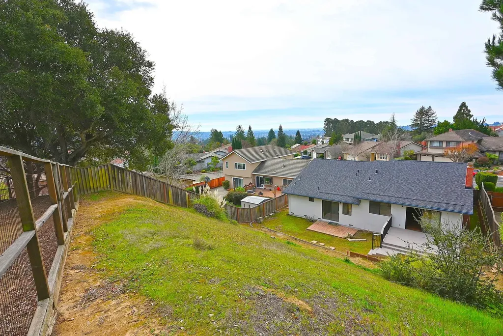17764 Columbia Drive Castro Valley CA 94552