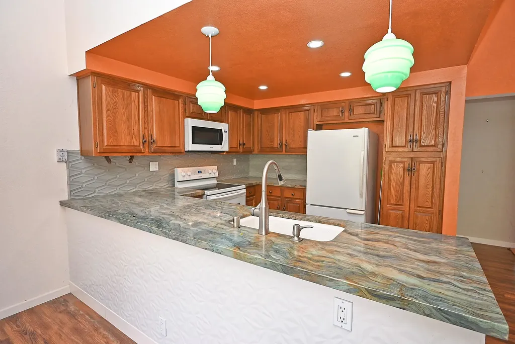 17764 Columbia Drive Castro Valley CA 94552